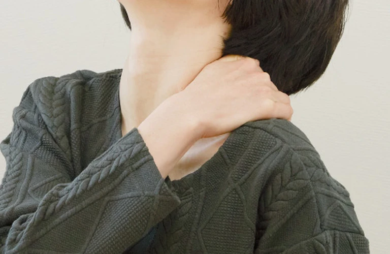 年齢を言い訳にせず、彦根市で肩こりを根本から改善する新しいアプローチを体験しましょう